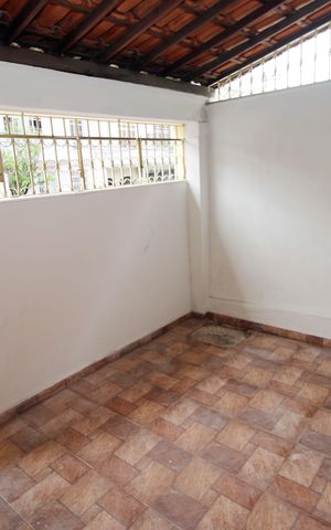 Casa para alugar com 50m², 1 quarto e sem vagaQuintal