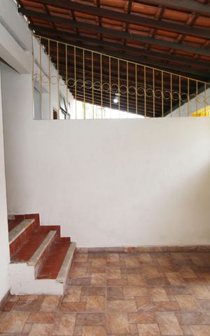 Casa para alugar com 50m², 1 quarto e sem vagaQuintal
