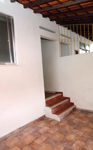 Casa para alugar com 50m², 1 quarto e sem vagaQuintal