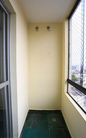 Apartamento à venda com 58m², 2 quartos e 1 vaga Apartamento à venda com 58m², 2 quartos e 1 vagaVaranda