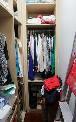 Casa à venda com 240m², 3 quartos e 3 vagasCloset do Quarto Suíte