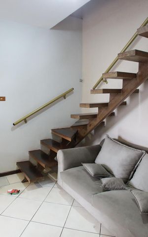 Casa à venda com 240m², 3 quartos e 3 vagasSala de Estar