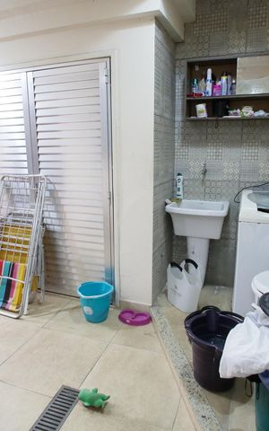 Casa à venda com 240m², 3 quartos e 3 vagasÁrea de Serviço