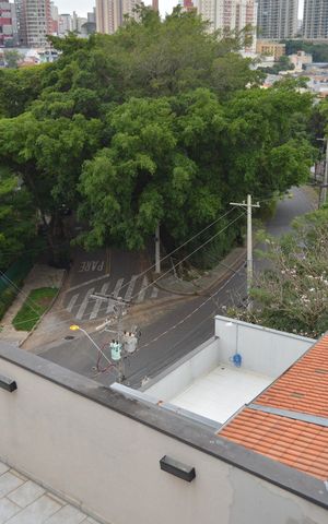 Apartamento à venda com 120m², 2 quartos e 1 vagaÁrea de Serviço