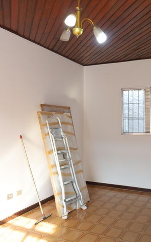 Casa à venda com 78m², 3 quartos e 3 vagasSala