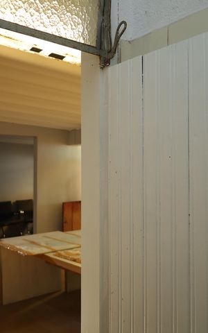Casa à venda com 78m², 3 quartos e 3 vagasBanheiro da área externa