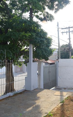 Casa à venda com 78m², 3 quartos e 3 vagasÁrea frontal
