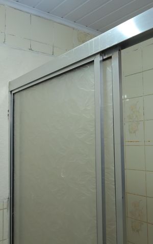 Casa à venda com 78m², 3 quartos e 3 vagasBanheiro