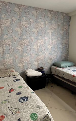 Apartamento à venda com 240m², 3 quartos e 3 vagas Apartamento à venda com 240m², 3 quartos e 3 vagasQuarto 2