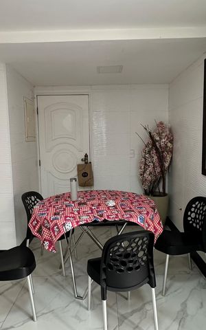 Apartamento à venda com 240m², 3 quartos e 3 vagas Apartamento à venda com 240m², 3 quartos e 3 vagasCozinha