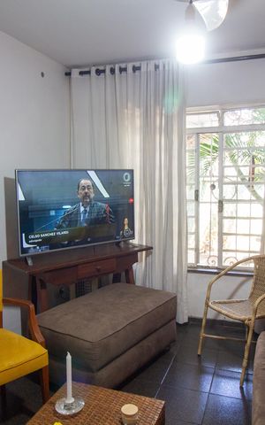 Casa à venda com 110m², 2 quartos e 1 vaga Casa à venda com 110m², 2 quartos e 1 vagaSala