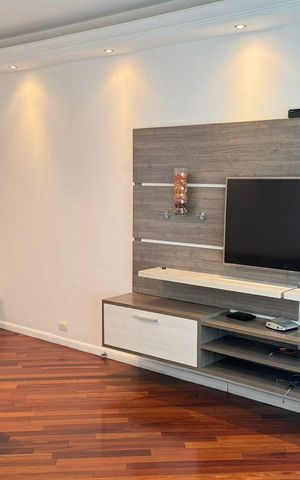 Casa à venda com 214m², 3 quartos e 4 vagas