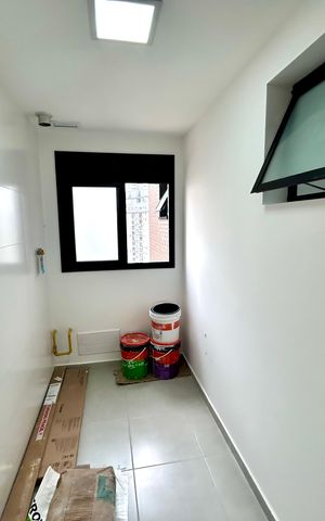 Apartamento à venda com 89m², 3 quartos e 2 vagas Apartamento à venda com 89m², 3 quartos e 2 vagasÁrea de Serviço