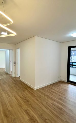 Apartamento à venda com 89m², 3 quartos e 2 vagas Apartamento à venda com 89m², 3 quartos e 2 vagasSala