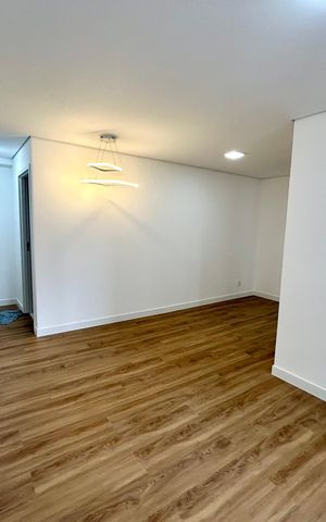 Apartamento à venda com 89m², 3 quartos e 2 vagas Apartamento à venda com 89m², 3 quartos e 2 vagasSala