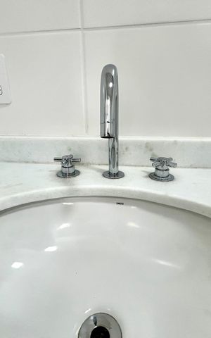 Apartamento à venda com 89m², 3 quartos e 2 vagas Apartamento à venda com 89m², 3 quartos e 2 vagasBanheiro 1