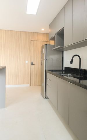 Apartamento para alugar com 81m², 2 quartos e 2 vagasCozinha 