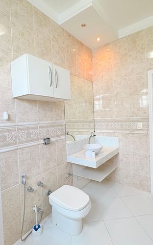 Casa à venda com 255m², 4 quartos e 3 vagasBanheiro Social 