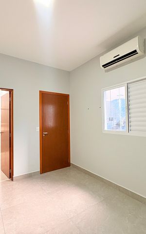 Casa à venda com 255m², 4 quartos e 3 vagasSuíte 1