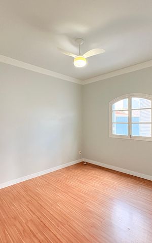 Casa à venda com 255m², 4 quartos e 3 vagasQuarto 3
