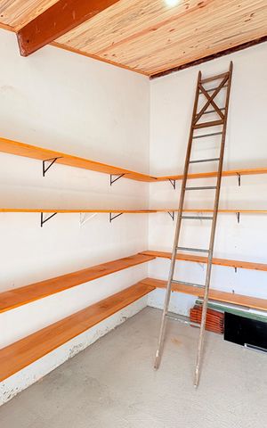 Casa à venda com 255m², 4 quartos e 3 vagasDepósito