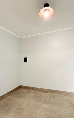 Casa à venda com 255m², 4 quartos e 3 vagasCopa