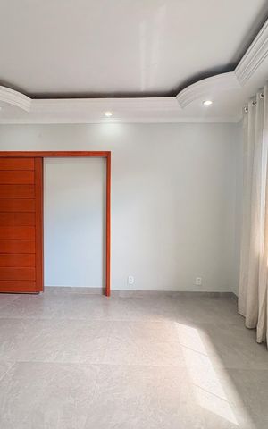 Casa à venda com 255m², 4 quartos e 3 vagasSala