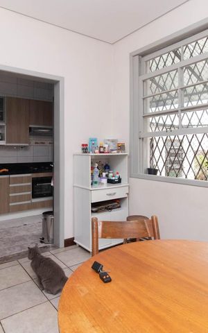 Casa à venda com 300m², 3 quartos e 3 vagasCozinha e Área de Serviço
