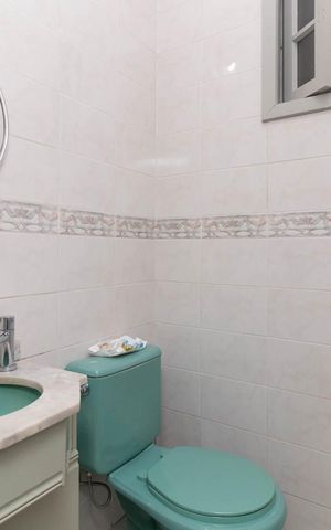 Casa à venda com 300m², 3 quartos e 3 vagasLavabo