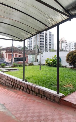 Casa à venda com 300m², 3 quartos e 3 vagasJardim