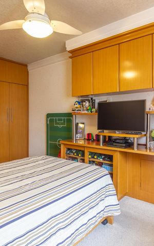 Apartamento à venda com 168m², 4 quartos e 2 vagas Apartamento à venda com 168m², 4 quartos e 2 vagasQuarto 1