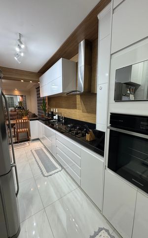 Apartamento à venda com 70m², 3 quartos e 3 vagas Apartamento à venda com 70m², 3 quartos e 3 vagasCozinha