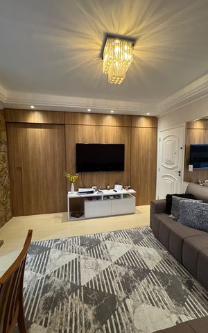 Apartamento à venda com 70m², 3 quartos e 3 vagas Apartamento à venda com 70m², 3 quartos e 3 vagasSala
