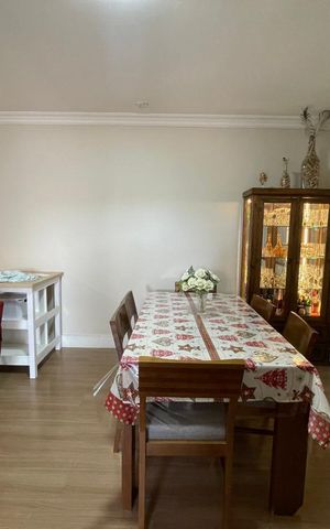 Casa à venda com 120m², 3 quartos e 3 vagas Casa à venda com 120m², 3 quartos e 3 vagasSala de Jantar