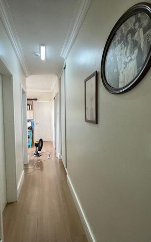 Casa à venda com 120m², 3 quartos e 3 vagas Casa à venda com 120m², 3 quartos e 3 vagasCorredor