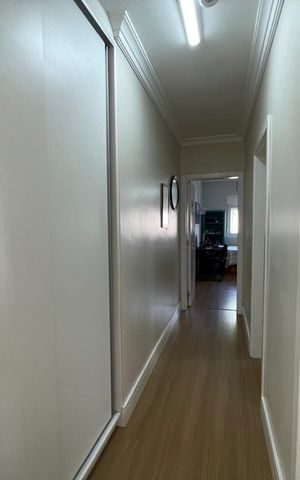 Casa à venda com 120m², 3 quartos e 3 vagas Casa à venda com 120m², 3 quartos e 3 vagasCorredor