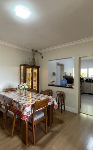 Casa à venda com 120m², 3 quartos e 3 vagas Casa à venda com 120m², 3 quartos e 3 vagasSala de Jantar