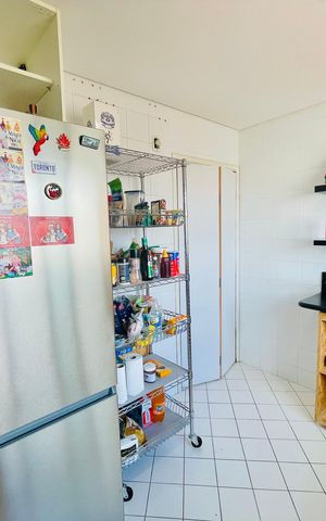 Apartamento à venda com 91m², 3 quartos e 2 vagas Apartamento à venda com 91m², 3 quartos e 2 vagasCozinha