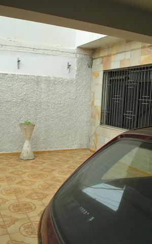Casa à venda com 148m², 3 quartos e 2 vagasGaragem
