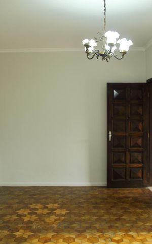 Casa à venda com 148m², 3 quartos e 2 vagasSala