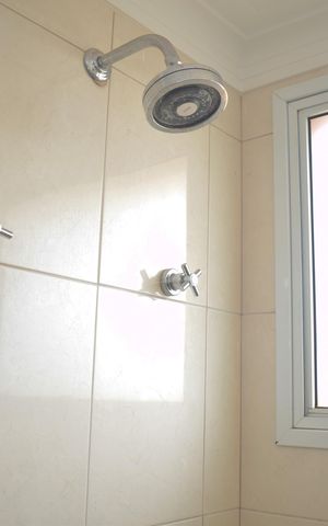 Apartamento para alugar com 217m², 4 quartos e 4 vagasBanheiro da Suíte 1