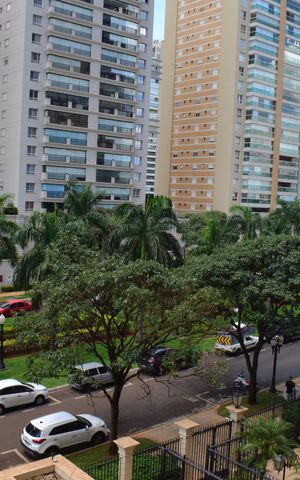 Apartamento para alugar com 217m², 4 quartos e 4 vagasVista da Varanda