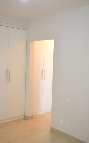 Apartamento para alugar com 217m², 4 quartos e 4 vagasSuíte
