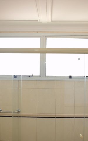 Apartamento para alugar com 217m², 4 quartos e 4 vagasBanheiro da Suíte 1