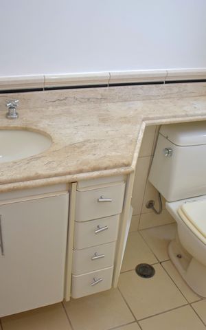 Apartamento para alugar com 217m², 4 quartos e 4 vagasBanheiro da Suíte 3