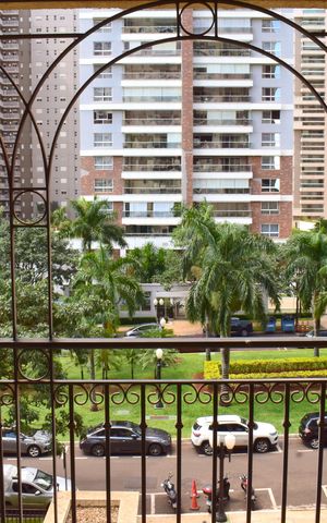 Apartamento para alugar com 217m², 4 quartos e 4 vagasVista da Varanda