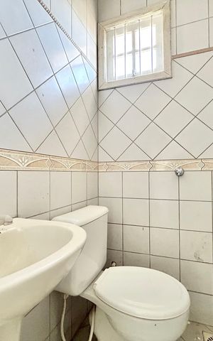 Casa para alugar com 119m², 3 quartos e 2 vagas Casa para alugar com 119m², 3 quartos e 2 vagasBanheiro 2
