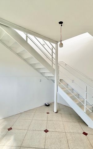 Casa para alugar com 119m², 3 quartos e 2 vagas Casa para alugar com 119m², 3 quartos e 2 vagasSala