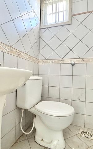 Casa para alugar com 119m², 3 quartos e 2 vagas Casa para alugar com 119m², 3 quartos e 2 vagasBanheiro 2