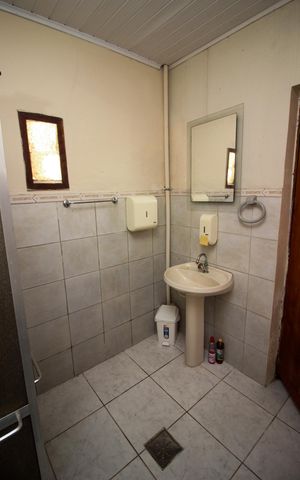 Casa para alugar com 349m², 2 quartos e 10 vagas Casa para alugar com 349m², 2 quartos e 10 vagasBanheiro 3